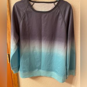 Beautiful ombre sweatshirt
